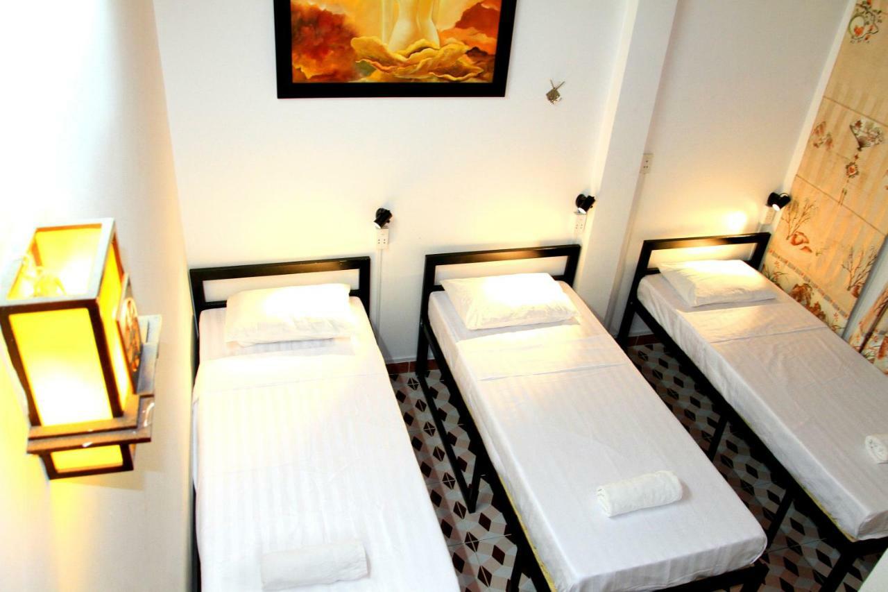 Quy Long Homestay Hoi An Esterno foto