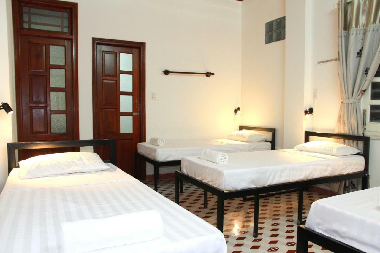 Quy Long Homestay Hoi An Esterno foto