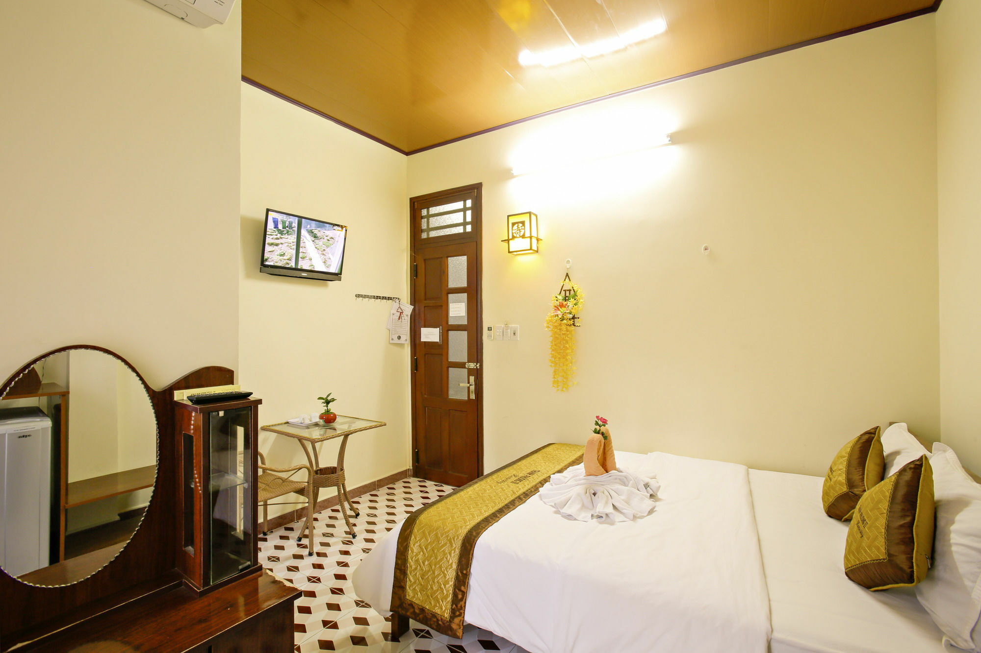 Quy Long Homestay Hoi An Esterno foto